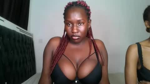 Snapshot of sensual_ria chatting on June 10, 2026, 6:40 pm sensual_ria online show from June 10, 2026, 6:40 pm