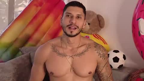 HEY IM SETH online show from July 5, 2026, 3:52 pm