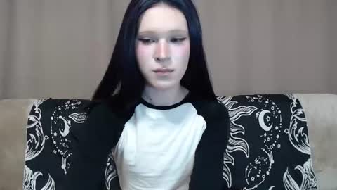 Nextdoor Princess online show from June 14, 2026, 8:05 am