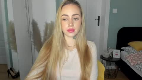 Snapshot of sexy_coralie chatting on July 21, 2026, 6:38 am C o r a l i e online show from July 21, 2026, 6:38 am