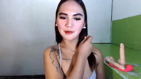 Snapshot of sexycheskax18 chatting on June 6, 2026, 9:52 pm pretty Cheska online show from June 6, 2026, 9:52 pm