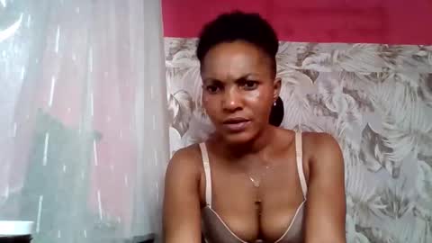 sexydoll32 online show from June 5, 2026, 7:47 am