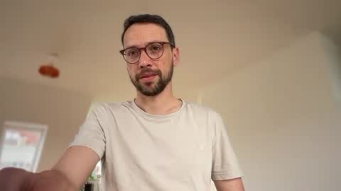 sexyleo8282 online show from June 5, 2026, 9:26 am