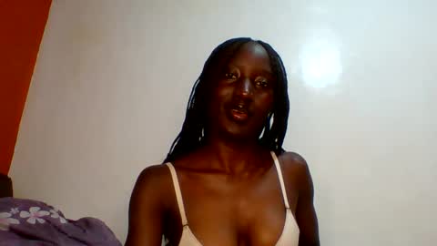 sexylucia5 online show from May 16, 2026, 11:03 pm