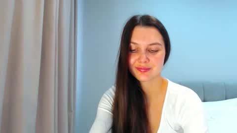 SexyMyMeow online show from April 13, 2026, 5:24 am