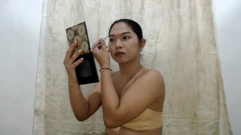 sexypetiteraine online show from July 13, 2026, 8:11 pm