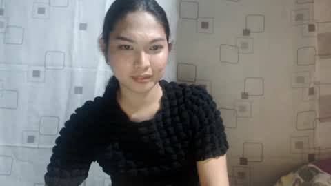 sexypetiteraine online show from July 24, 2026, 8:56 am