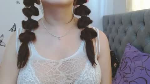 Snapshot of sexysafiravenus chatting on July 14, 2026, 7:19 pm Venus Independent Model online show from July 14, 2026, 7:19 pm