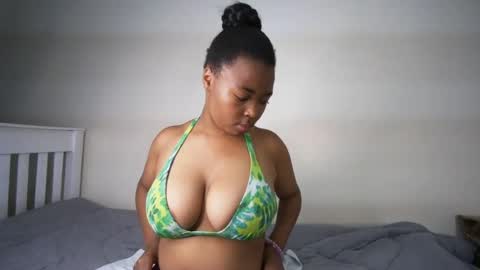 Snapshot of sexysoct chatting on June 15, 2026, 12:29 pm sexysoct online show from June 15, 2026, 12:29 pm