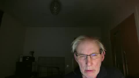 sexystud2025 online show from February 25, 2026, 1:04 am