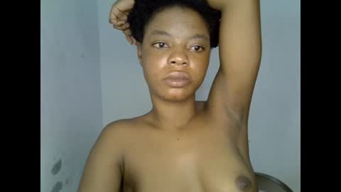 Snapshot of sexyxpeach chatting on June 24, 2026, 9:41 am sexyxpeach online show from June 24, 2026, 9:41 am