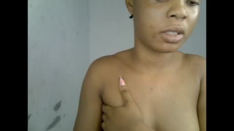 Snapshot of sexyxpeach chatting on July 22, 2026, 9:50 pm sexyxpeach online show from July 22, 2026, 9:50 pm