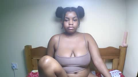 sexyyred_ online show from May 11, 2026, 3:29 pm