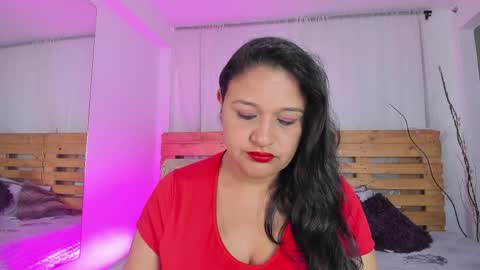 Snapshot of shanon_brown1 chatting on May 4, 2026, 12:34 pm Shantal online show from May 4, 2026, 12:34 pm
