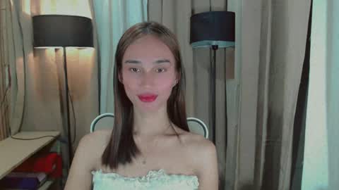 shantallfuckdoll online show from June 12, 2026, 5:39 am