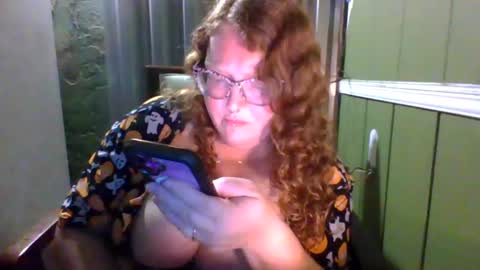 Red online show from October 27, 2025, 1:09 am
