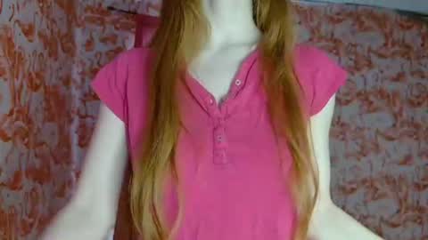 Snapshot of shelikessoymilk chatting on August 1, 2026, 6:07 pm Erika online show from August 1, 2026, 6:07 pm