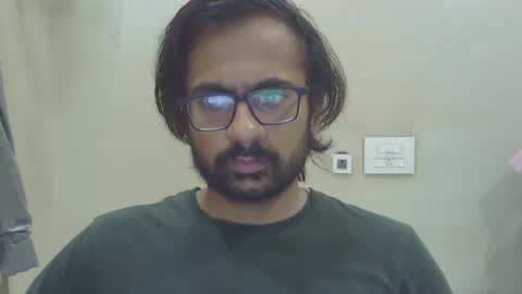 shubhamkhandelwal123 online show from May 13, 2026, 4:59 pm
