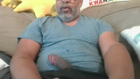 Snapshot of shy333 chatting on June 17, 2026, 1:34 pm SHY333 online show from June 17, 2026, 1:34 pm