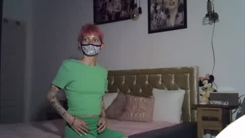 Snapshot of shyskinnynina chatting on May 12, 2026, 10:56 am Nina online show from May 12, 2026, 10:56 am