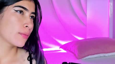 Siara and Zoe tattoo online show from May 16, 2026, 12:18 am