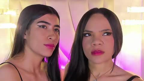 Siara and Zoe tattoo online show from June 18, 2026, 11:42 pm
