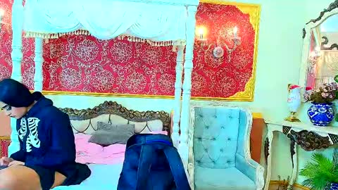 SinnaDark online show from May 27, 2026, 11:18 am