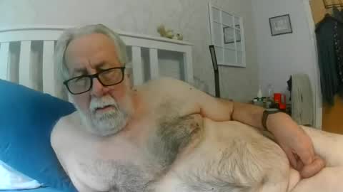 sillyoldman45221063 online show from July 23, 2026, 5:00 pm