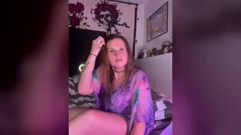 Snapshot of sinderleeisagoodgirl chatting on July 25, 2026, 1:25 am sinderleeisagoodgirl online show from July 25, 2026, 1:25 am