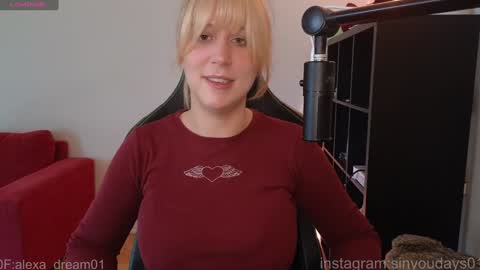 Snapshot of sinforyou_ chatting on March 15, 2026, 8:26 pm wwoooooooooooof online show from March 15, 2026, 8:26 pm