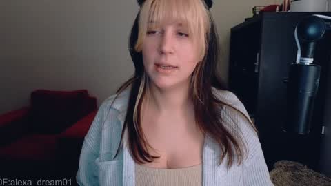 Snapshot of sinforyou_ chatting on March 16, 2026, 11:42 pm wwoooooooooooof online show from March 16, 2026, 11:42 pm