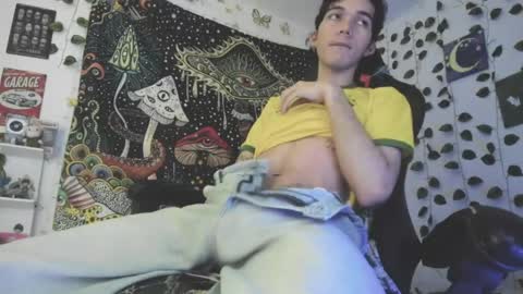 skiny_dann online show from June 5, 2026, 6:20 am