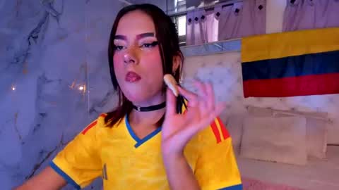 Snapshot of skyler_rouse chatting on June 17, 2026, 7:37 pm skyler_rouse online show from June 17, 2026, 7:37 pm