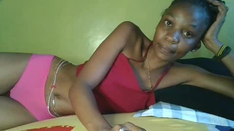 Snapshot of slim_girl01 chatting on June 13, 2026, 5:05 am slim_girl01 online show from June 13, 2026, 5:05 am