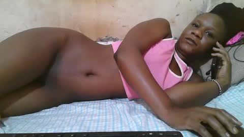 Snapshot of slim_girl3 chatting on June 17, 2026, 5:32 am slim_girl3 online show from June 17, 2026, 5:32 am