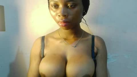 Snapshot of slimslutty_joicee chatting on August 2, 2026, 5:39 am Slimslutty joicee online show from August 2, 2026, 5:39 am