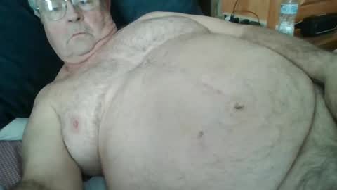 Snapshot of slippery_duck chatting on March 8, 2026, 6:12 pm slippery_duck online show from March 8, 2026, 6:12 pm