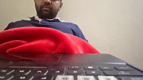 slothslav online show from February 7, 2026, 3:32 am