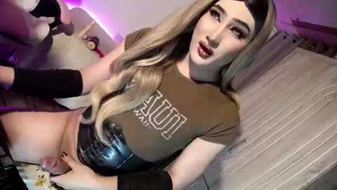 Nathalie online show from July 14, 2026, 9:25 am