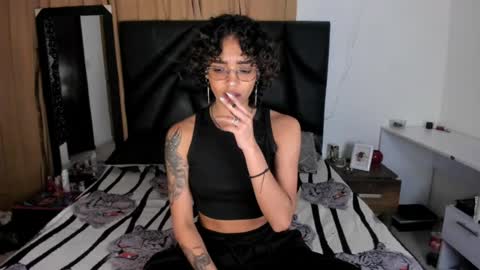 slutty_venus7 online show from July 28, 2026, 1:01 am