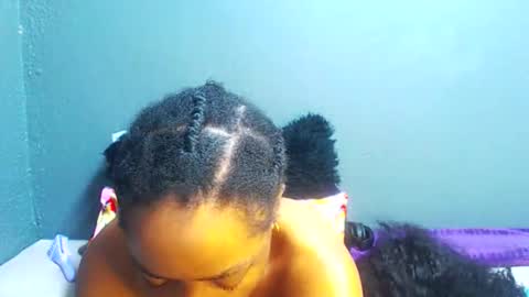 smallboobsxx online show from May 17, 2026, 5:16 am