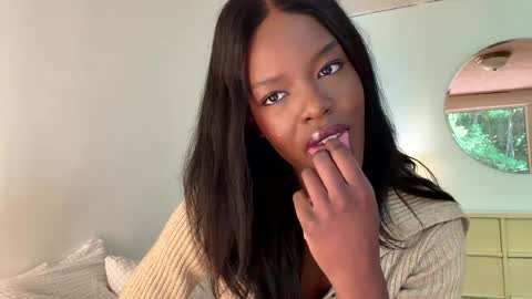 Snapshot of snack_time69 chatting on June 9, 2026, 5:57 pm Elena and Herb online show from June 9, 2026, 5:57 pm