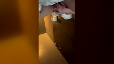 Snapshot of soakingwetmilf chatting on April 17, 2026, 12:19 pm soakingwetmilf online show from April 17, 2026, 12:19 pm
