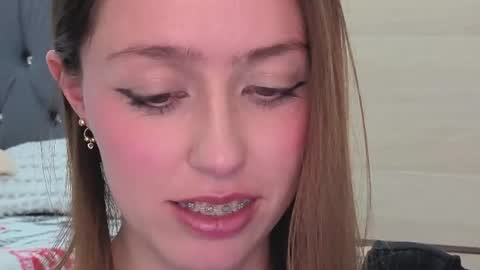 Snapshot of sofia_palacios_ chatting on July 3, 2026, 3:24 am online show from July 3, 2026, 3:24 am