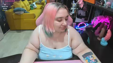 Sofie online show from May 26, 2026, 3:13 am