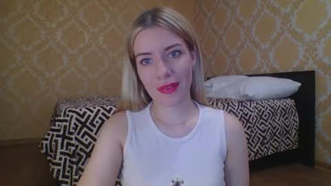 Snapshot of softy_aura chatting on May 23, 2026, 12:20 pm softy_aura online show from May 23, 2026, 12:20 pm