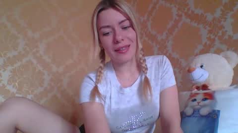 Snapshot of softy_aura chatting on June 2, 2026, 11:34 am softy_aura online show from June 2, 2026, 11:34 am