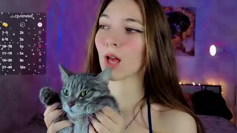 softy_bunny online show from July 12, 2026, 8:33 pm