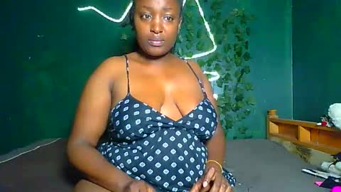 Solly bunny online show from June 11, 2026, 2:53 am