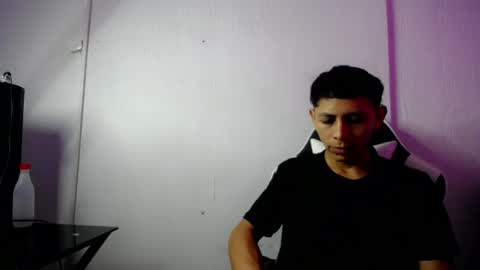 sonic_jess07 online show from June 1, 2026, 11:45 am